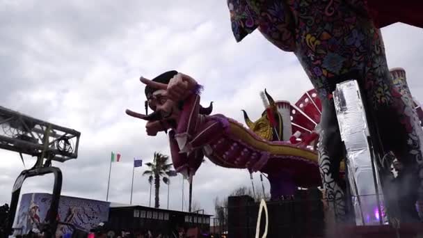 Carnival City Viareggio Parade Giant Cartoon Papier Mch Installations Millions — Αρχείο Βίντεο