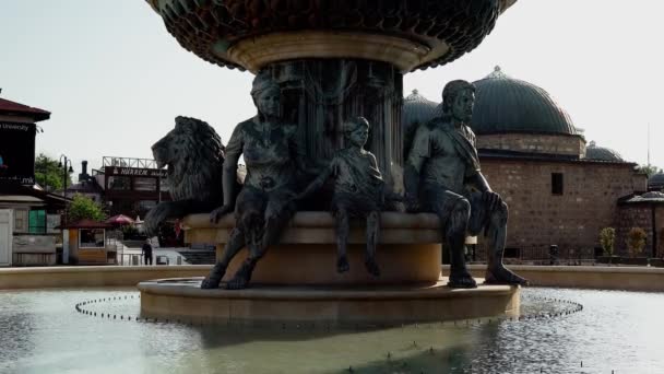 Площадь Филиппа Скопье Большой Фонтан Статуей Филиппа Македонского Статуя Филиппа — стоковое видео