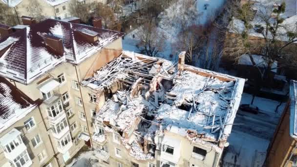 Una Vista Del Dron Una Casa Destruida Por Dron Kamikaze — Vídeo de stock