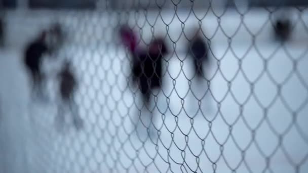 Nsanlar Kuzey Avrupa Bir Hokey Stadyumunda Kayıyorlar Nsanlar Sumy Ukrayna — Stok video