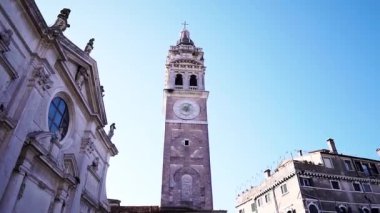 İtalya Venedik 'teki Santa Maria Formosa Kilisesi. Venedik 'teki kilise, Castello bölgesinde. Santa Maria Formosa Meydanı Venedik.