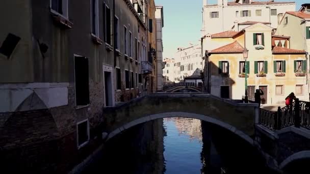 Rue Colorée Venise Italie Les Gens Visitent Venise Les Touristes — Video