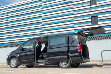 Hong Kong, Çin 17 Kasım 2022 Mercedes-Benz Vito 119 test sürüşü 17 Kasım 2022, Hong Kong.