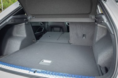 Hong Kong, Çin 27 Eylül 2022: Audi Q340 2022 Bagaj 27 Eylül 2022, Hong Kong.