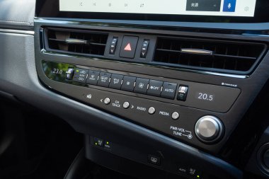 Hong Kong, Çin 12 Ekim 2022 Lexus ES300h 2022 Konsol 12 Ekim 2022, Hong Kong.