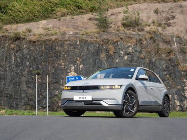 Hong Kong, Çin 13 Kasım 2023: Hyundai IONIQ 5 2023 Test Sürüşü 13 Kasım 2023, Hong Kong.