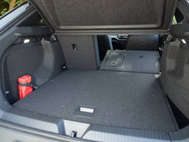 Hong Kong, Çin 1 Kasım 2023: Volkswagen ID. 4 Elektrik SUV 2023 Boot Nov 1, 2023, Hong Kong.