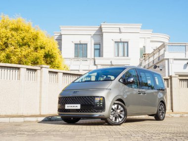 Hong Kong, Çin 21 Şubat 2024: Hong Kong 'da Hyundai Staria Test Günü 21 Şubat 2024 