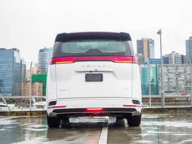 Hong Kong, Çin 15 Temmuz 2024 Denza D9 EV 2024 Test sürüşü 15 Temmuz 2024, Hong Kong.
