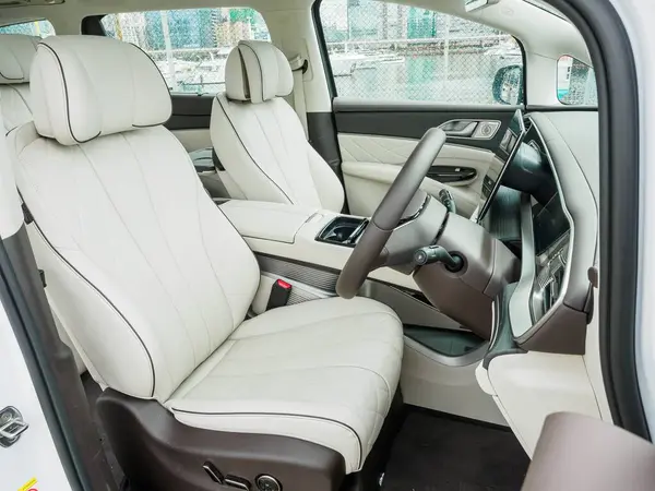 stock image Hong Kong, China July 15, 2024 : Denza D9 EV 2024 Interior July 15 , 2024 in Hong Kong.