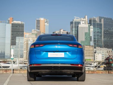 Hong Kong, Çin 21 Ocak 2025: Hyptec HT EV test sürüşü 21 Ocak 2025, Hong Kong.