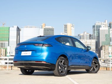 Hong Kong, Çin 21 Ocak 2025: Hyptec HT EV test sürüşü 21 Ocak 2025, Hong Kong.