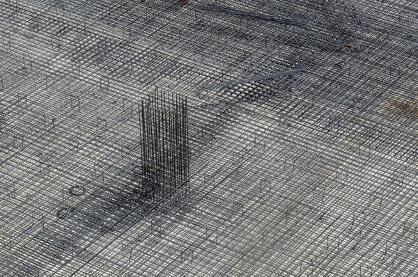 Baugebiet Eisenbeschläge Auf Dem Fundament Des Hauses Mit Einer Betonplatte — Stockfoto
