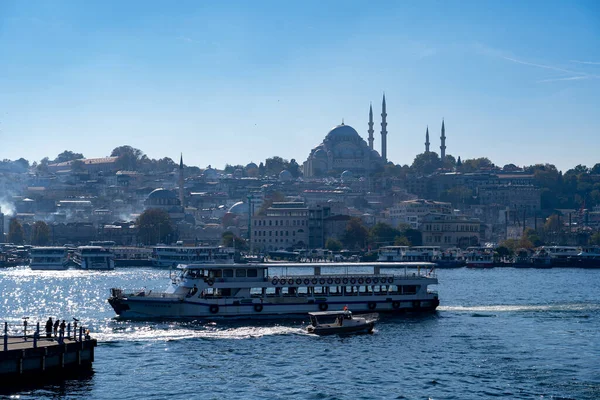 Stadsbilden Istanbul Visar Sjötransporterna Istanbul Bosporen — Stockfoto