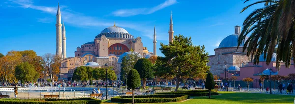 Vista Panorâmica Hagia Sophia Santa Grande Mesquita Sultão Ahmet Park — Fotografia de Stock