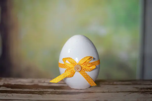 Αυγά Τυλιγμένα Ένα Πολύχρωμο Γραβάτα Δώρο Πάσχα Pascha Ανάσταση Κυριακή Royalty Free Εικόνες Αρχείου
