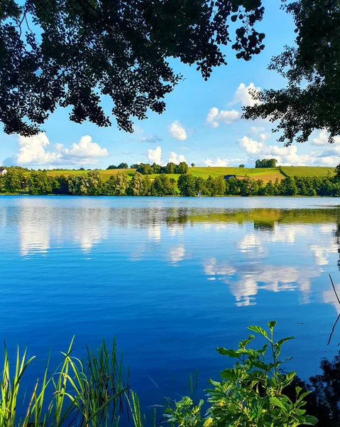 ポーランド湖の夏 三重野 ストック写真