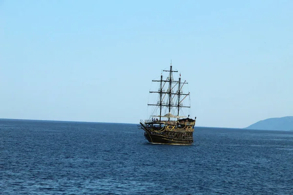 Goleta Pirata Alta Mar — Foto de Stock