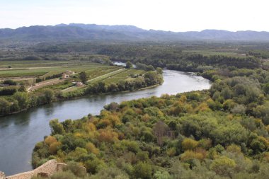 Büyüleyici Ebro Vadisi