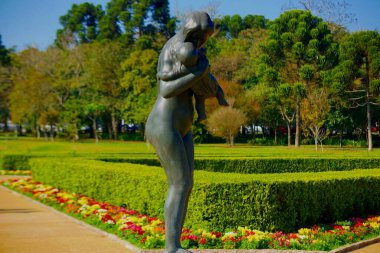 Botanik Bahçesi, Curitiba, Brezilya 'nın en büyük kartpostallarından biridir ve şehrin en çok ziyaret edilen turistik yeridir..