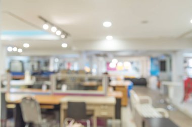 İşletme bürosu, arka plandaki toplantı odasının bokeh eğitim etkinliğini bulanıklaştırdı. Toplantı odasının bulanık ve soyut arka planı. Arka plan bulanık ofis modern lobi dekorasyonu boş oda