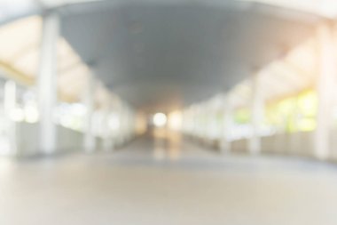 Bulanık arka plan parlak alışveriş merkezi gümüş gri ışıklandırması. Perakende mağazasında odağını kaybetmiş lamba kutusu. Bulanık hastane fotokopi alanı olan parlak yumuşaklık oteli. Mevcut arkaplan tasarım şablonu.