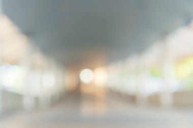 Bulanık arka plan parlak alışveriş merkezi gümüş gri ışıklandırması. Perakende mağazasında odağını kaybetmiş lamba kutusu. Bulanık hastane fotokopi alanı olan parlak yumuşaklık oteli. Mevcut arkaplan tasarım şablonu.