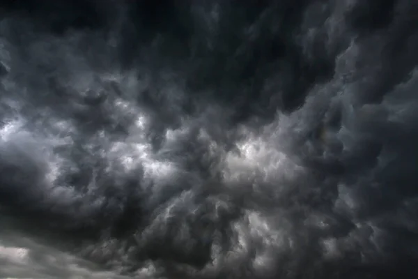 Dramatická Tmavá Bouře Déšť Mraky Černá Obloha Pozadí Temné Bouřkové — Stock fotografie
