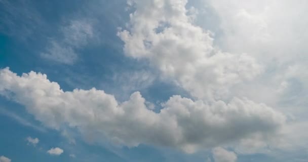 Czas Upływa Błękitne Niebo Biała Chmura Jasne Przejrzyste Krajobrazy Krajobraz — Wideo stockowe