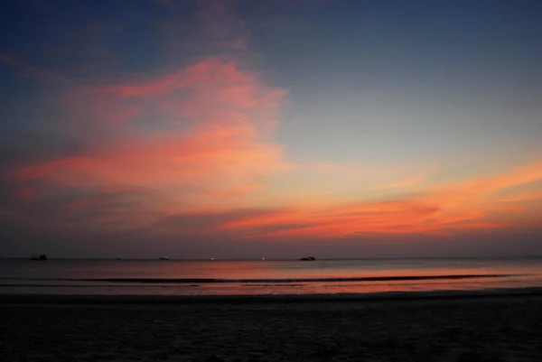 Spiaggia Tropicale Sul Mare Estate Nelle Giornate Sole Spiaggia Sabbia — Foto Stock