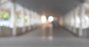 Bulanık arka plan parlak alışveriş merkezi gümüş gri ışıklandırması. Perakende mağazasında odağını kaybetmiş lamba kutusu. Bulanık hastane fotokopi alanı olan parlak yumuşaklık oteli. Mevcut arkaplan tasarım şablonu.