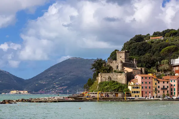 stock image San Terenzo, La Spezia, Italy: Scenic view of the Gulf of the Poets with the old fishing village on the coastline in a sunny day