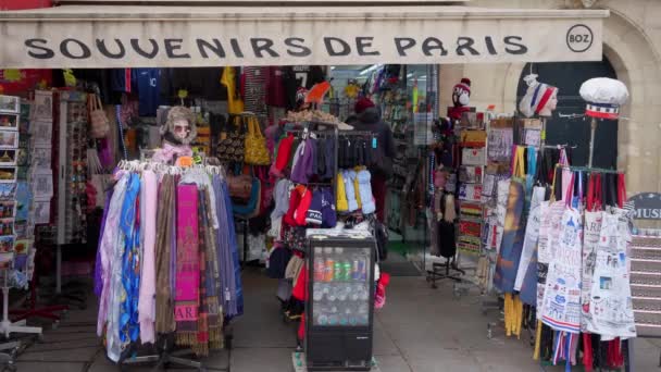 Souvenirs Paris Cadeauwinkel Parijs Frankrijk Maart 2023 — Stockvideo