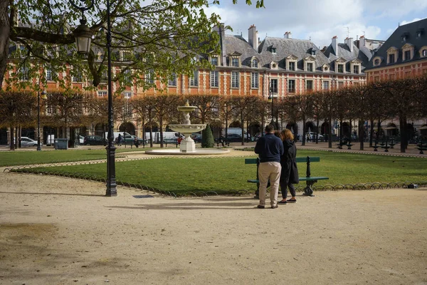 Place Des Vosges Primavera Mais Antiga Praça Planejada Paris França — Fotografia de Stock