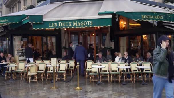 Les Deux Magots Відомий Браузер Парижі Франція Березня 2023 — стокове відео