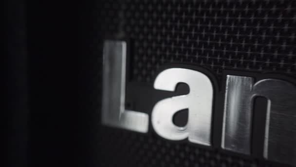 Gros Plan Logo Laney Sur Armoire Amplificateur Guitare — Video