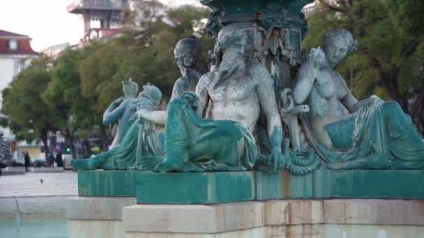葡萄牙里斯本佩德罗四世国王广场 Rossio广场 的喷泉 — 图库视频影像