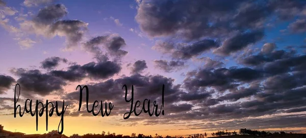 Niebo Chmurami Szczęśliwym Nowym Rokiem 2023 Roku Minimalistyczne Pośród Chmur — Zdjęcie stockowe