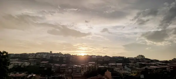 ブラジルの日没を背景にした日没のイメージがあります — ストック写真