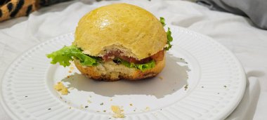 Üretim, ekmek hamuru, tarif, gastronomi, yemek pişirme gibi ev yapımı ekmek fırınları.,