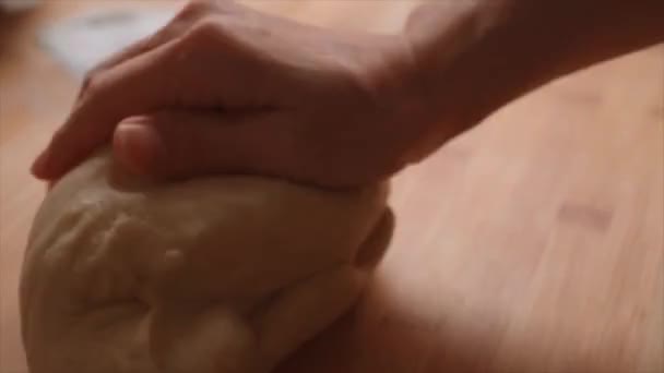 Women Hand Quickly Shaping Dough Boule — 비디오