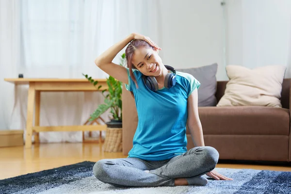 Alívio Estresse Relaxamento Muscular Exercícios Respiratórios Exercício Meditação Retrato Mulher — Fotografia de Stock