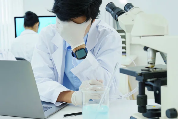 Tıbbi Araştırma Laboratuvarları Bilim Adamları Kimyasal Örnekler Üzerinde Başarısız Oldu — Stok fotoğraf
