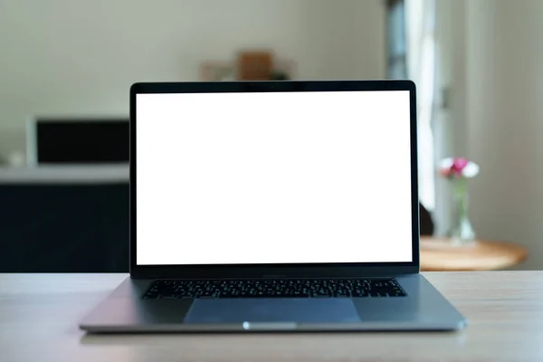 Fehér Képernyős Laptop Számítógép Amely Képes Üzeneteket Vagy Hirdetési Média — Stock Fotó