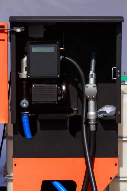 Evrensel pompa otomatik tedarik sistemleri için kullanılır