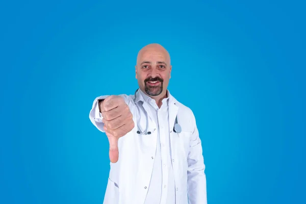 Thumb Portrait Doctor Showing Thumb Sadly Smiling Male Hospital Professional — Stock Photo, Image