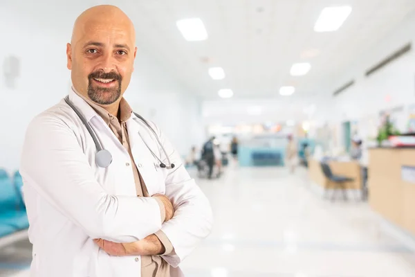 Trusted Male Doctor Portrait Proud Middle Aged Trusted Male Doctor — Stock Photo, Image