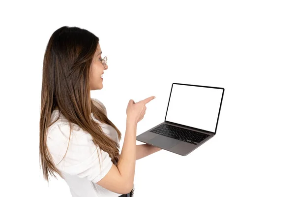 Woman Pointing Empty Laptop Screen Shoulder Portrait Caucasian Woman Pointing — Stock Photo, Image
