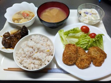 Lezzetli Tavuk Pirzolası Japon Yemekleri