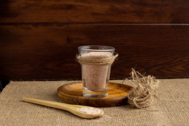 Himalayan Pink Salt - Himalayan Pink Salt Powder in glass